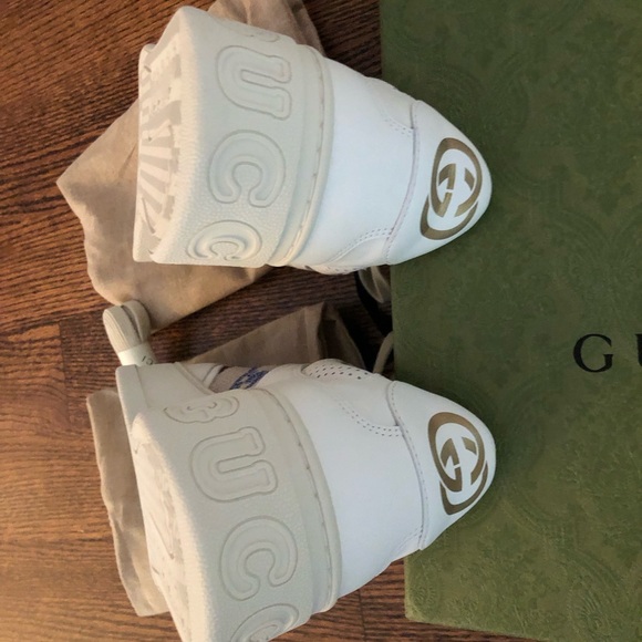 Gucci Size 40.5 Women's GG Logo Platform Low Top Sneakers size 10 us - Picture 5 of 12